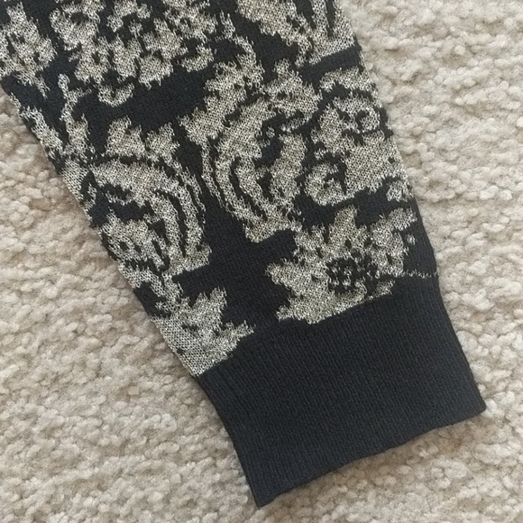 Gold Metallic festive cardigan - Picture 6 of 12